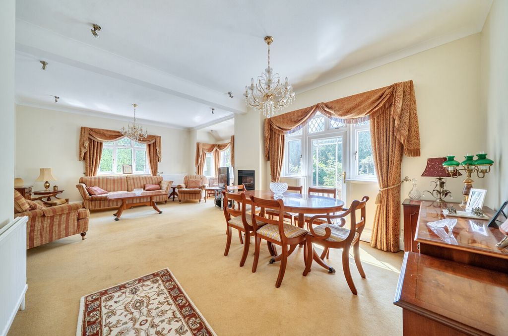 Property photo 3 of 24 1494713-22-6A5E37...