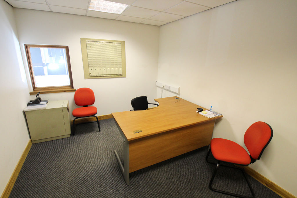 Property photo 3 of 10 33807628.Png?v=