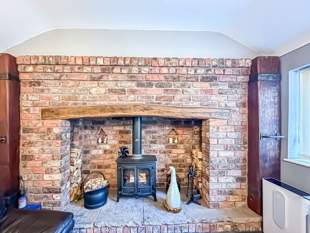 Property photo 3 of 51