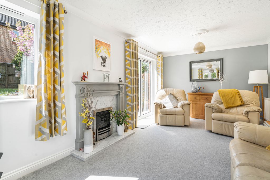 Property photo 2 of 53