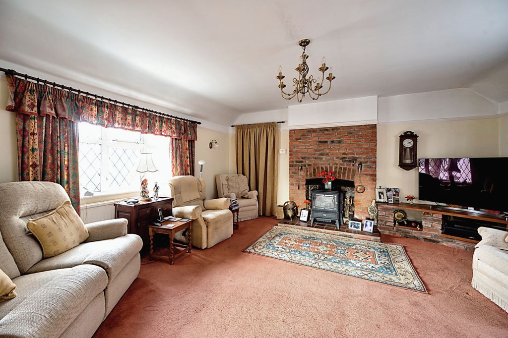 Property photo 2 of 15 Photography