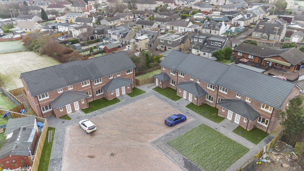 Property photo 1 of 25 Exterior