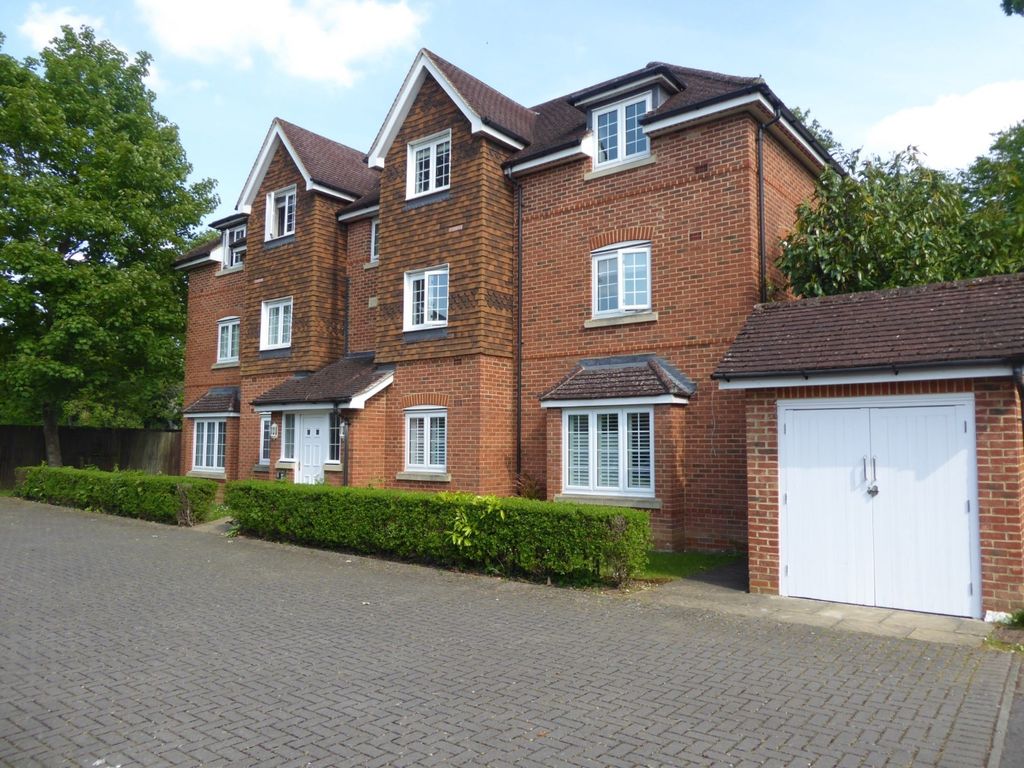 Property photo 1 of 10 4623900