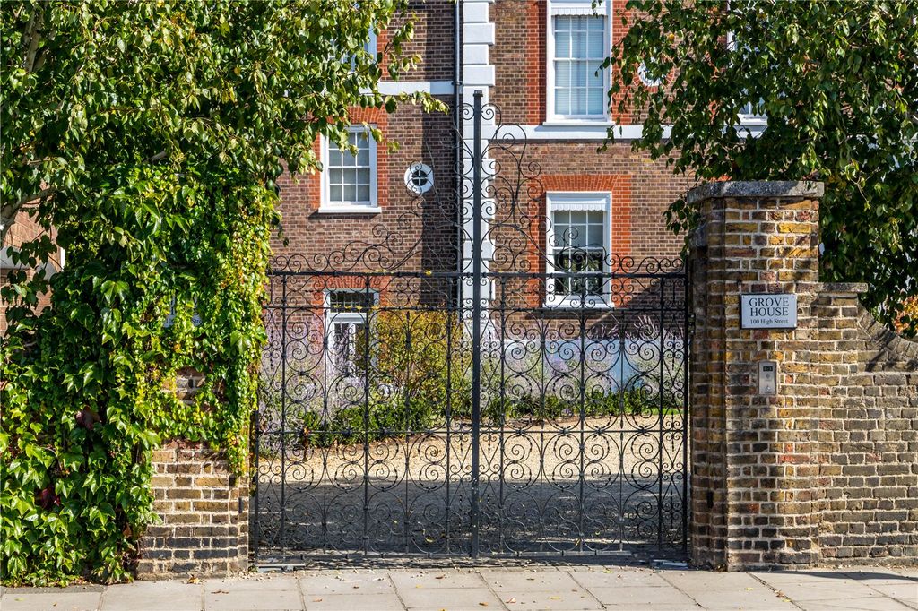 Additional image 21 of 5 bed detached house for saleHigh Street, Hampton TW12