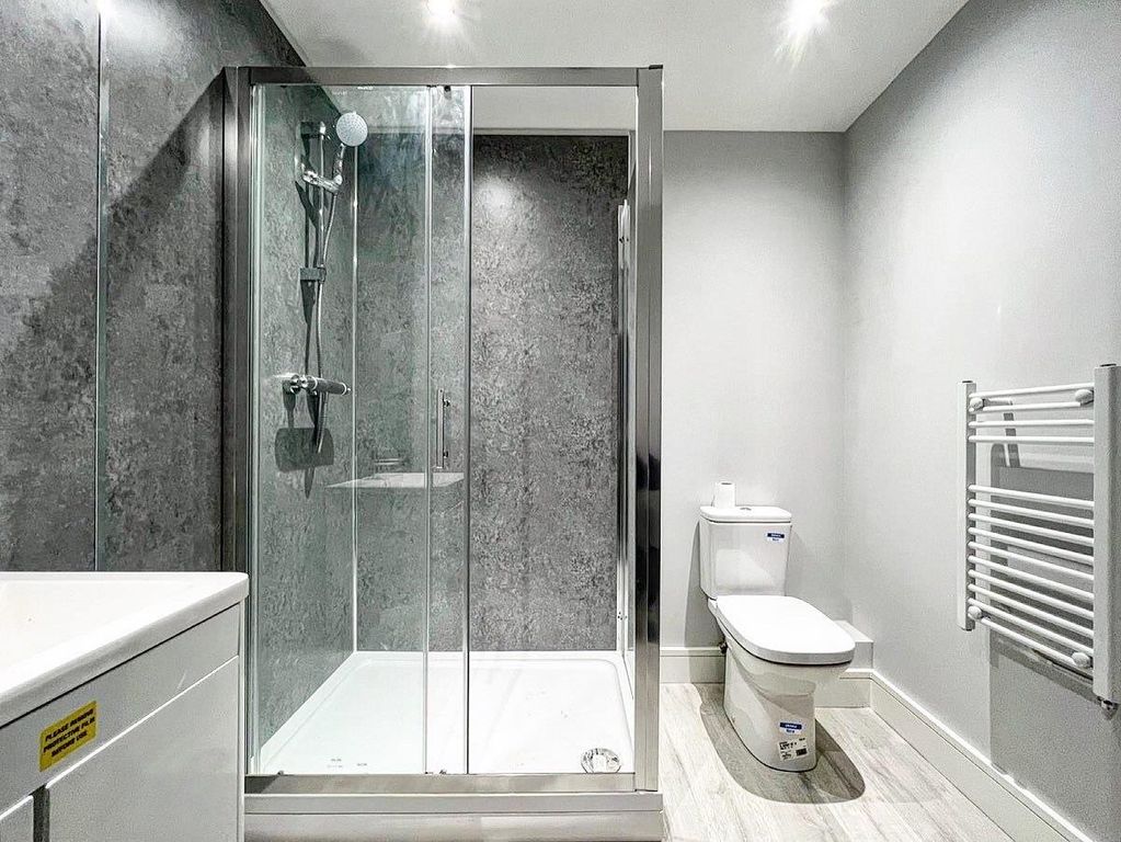 Property photo 3 of 7 92C79280-1271-4Cb0-A9Fc-F267F457496E.Jpg