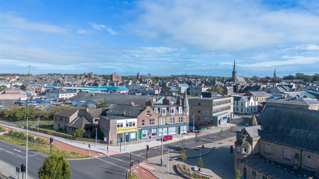 Property photo 2 of 31 Dji_0874.Jpg