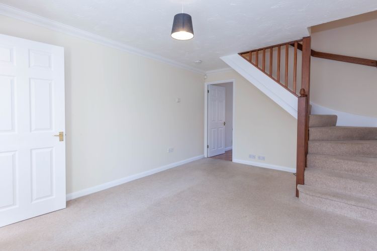 Property photo 2 of 9 186848