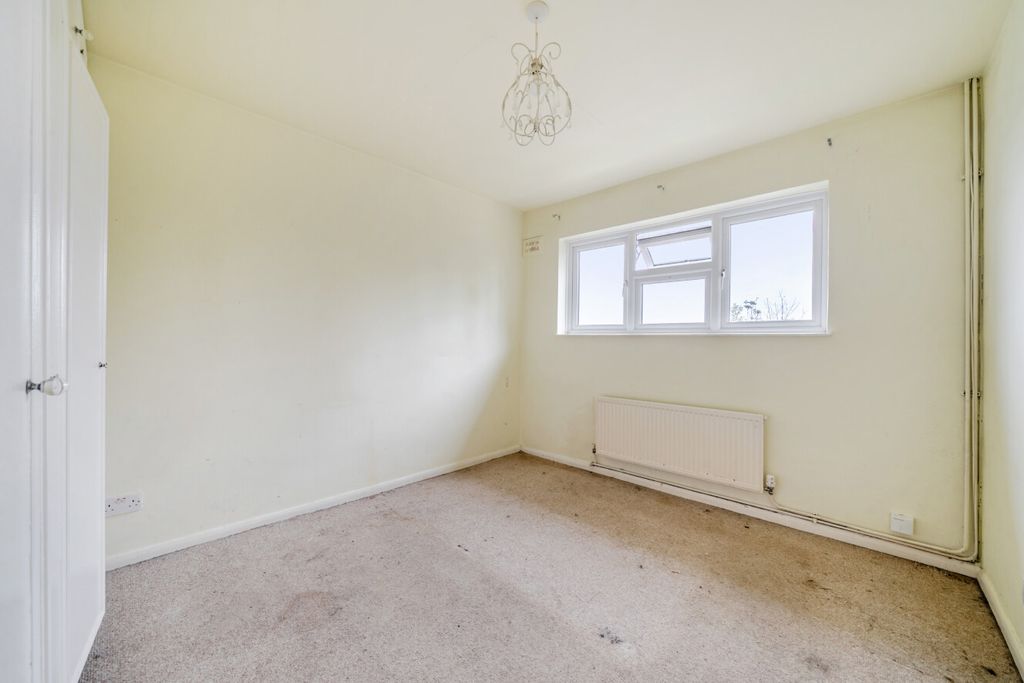 Property photo 3 of 10 1477559-6-6A2Aa22...