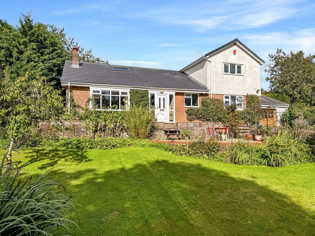 Property photo 1 of 48