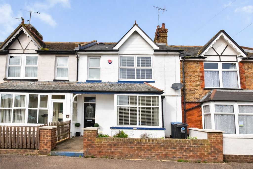 4 bed terraced house for salePercy Avenue, Broadstairs, Kent CT10
