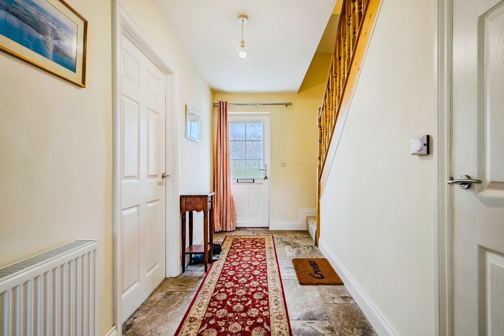 Property photo 3 of 17 Photo