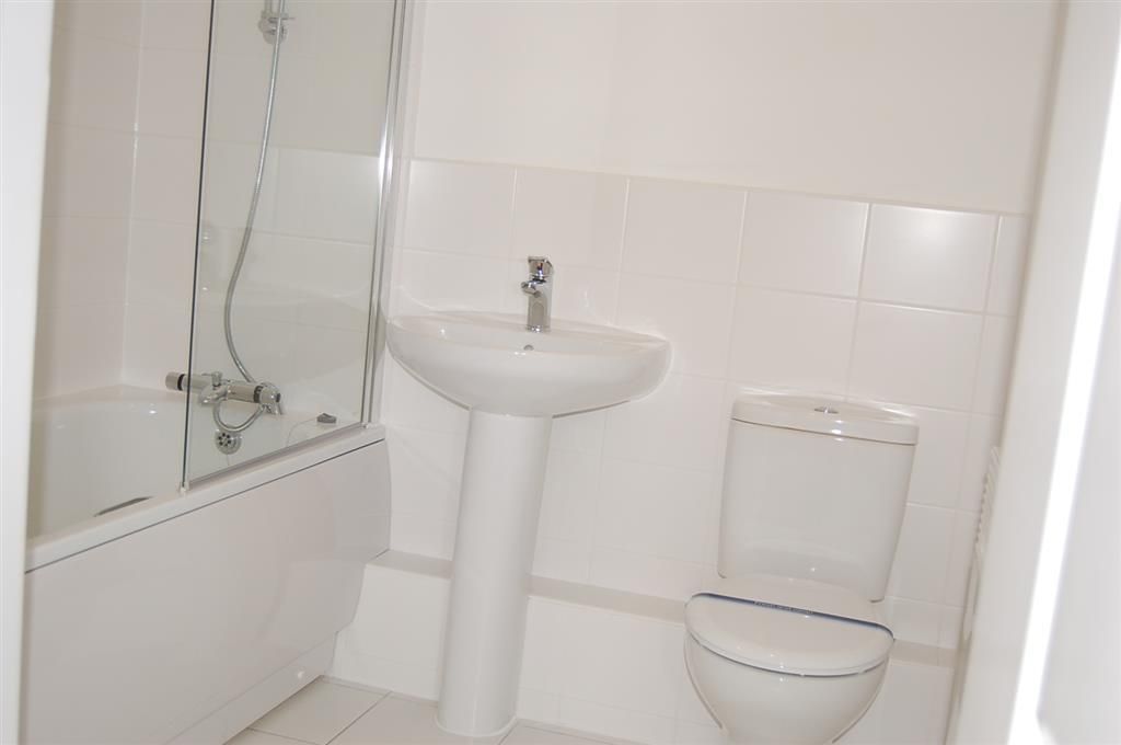 Property photo 3 of 5 Bathroom