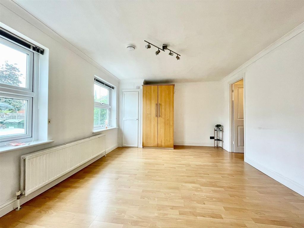 Property photo 2 of 6 Sit1.Jpg