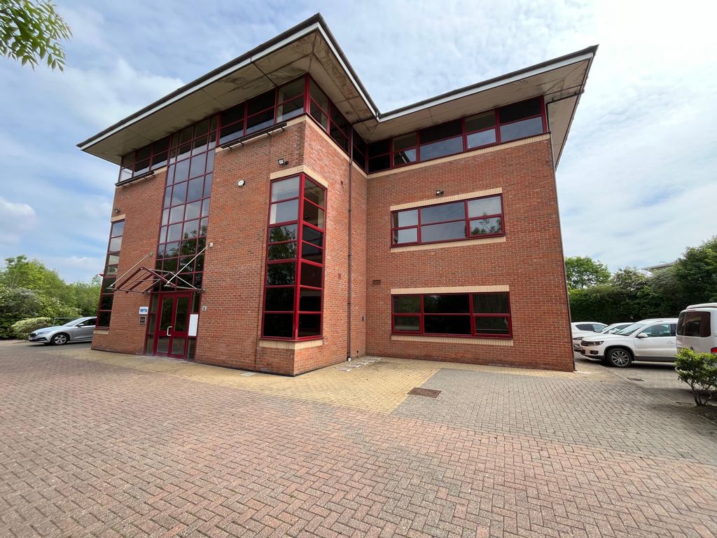 Property photo 1 of 9 Modern High Quality Offices Over 3 Floors