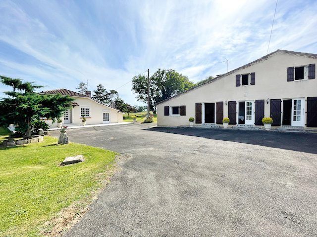 Property photo 1 of 28