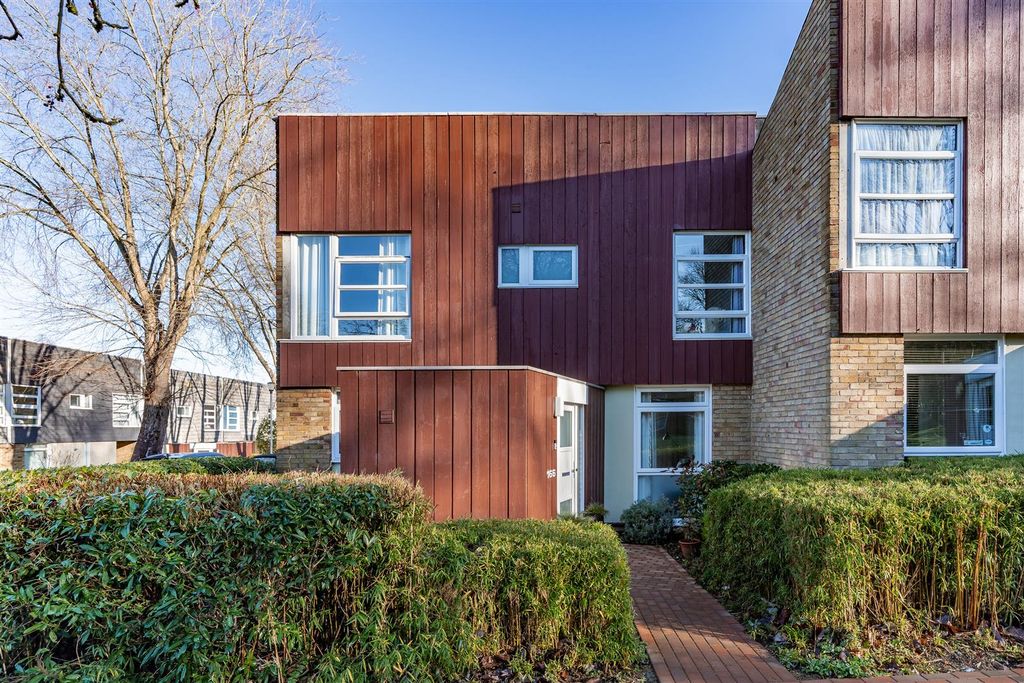 Property photo 1 of 17 Front