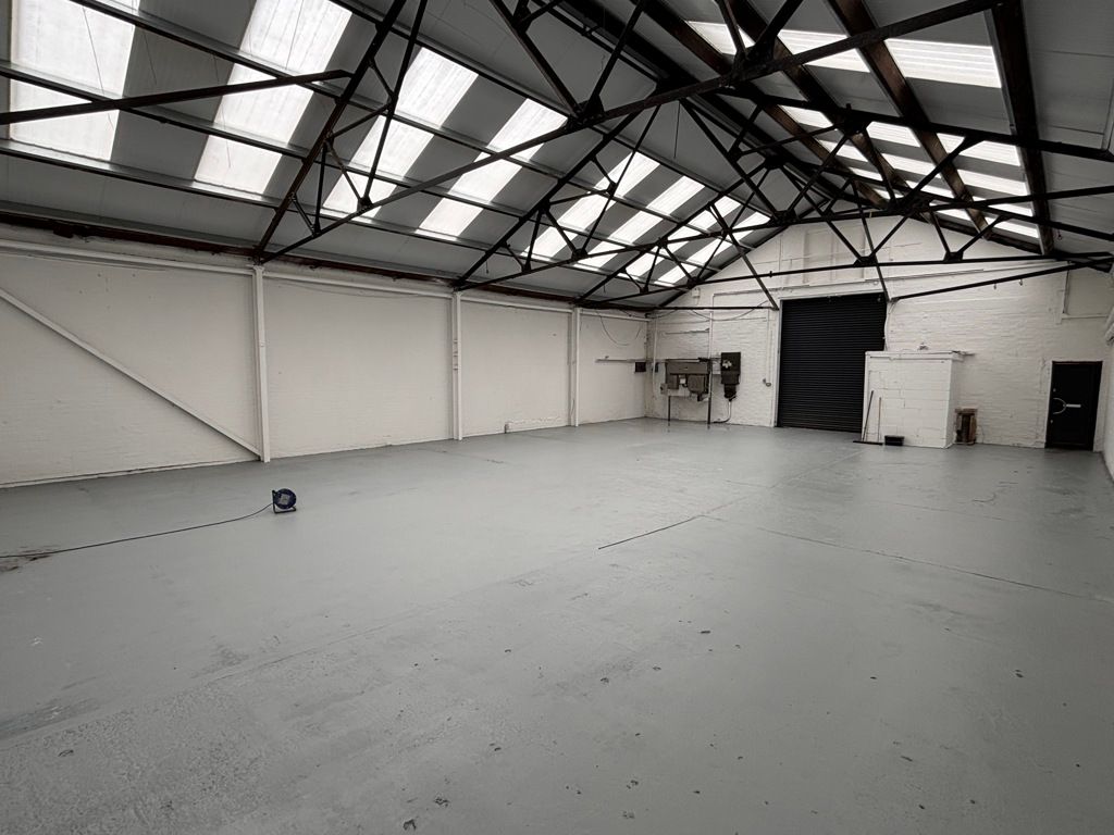 Property photo 3 of 8 Photo 9