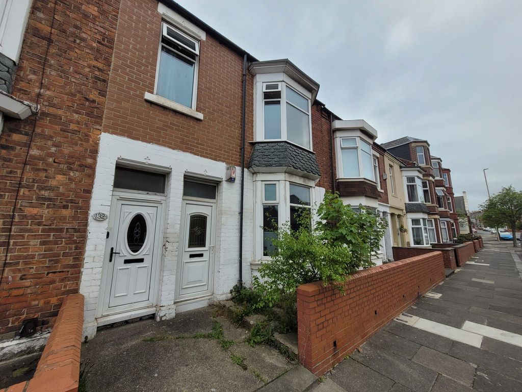 Property photo 1 of 11