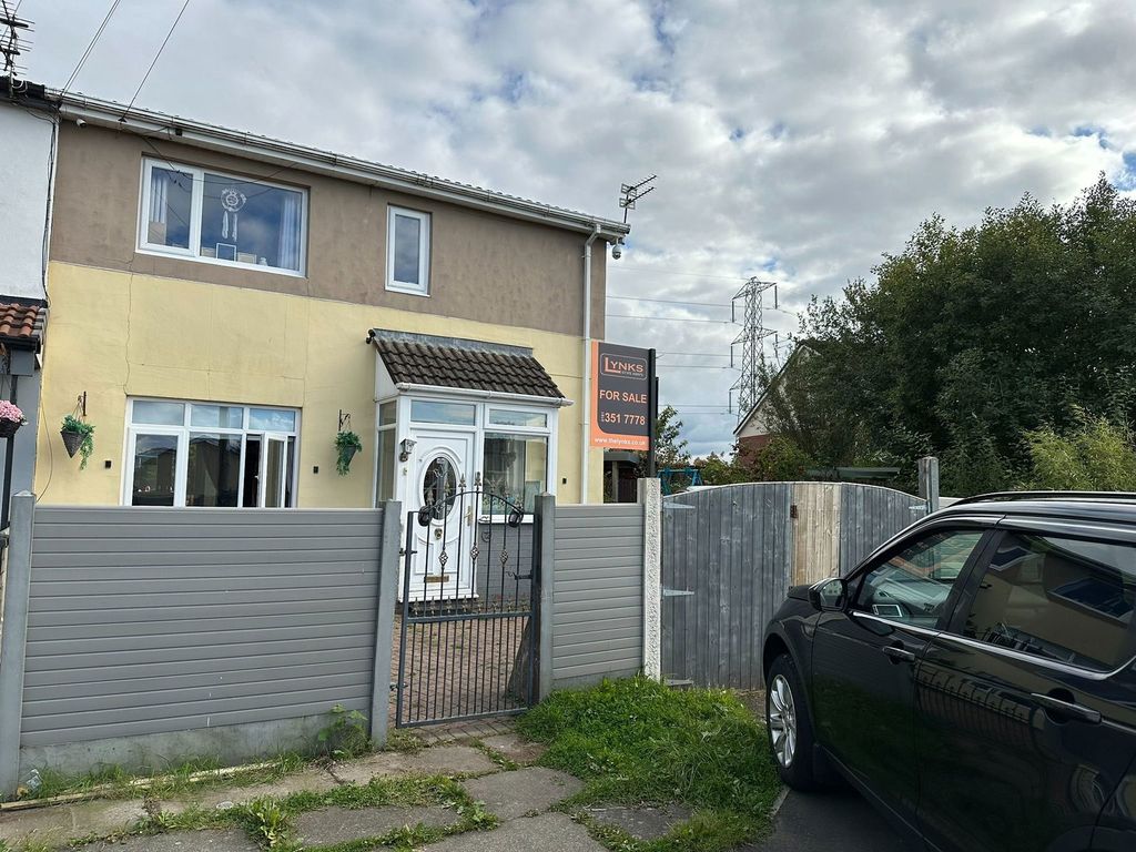 Property photo 2 of 29