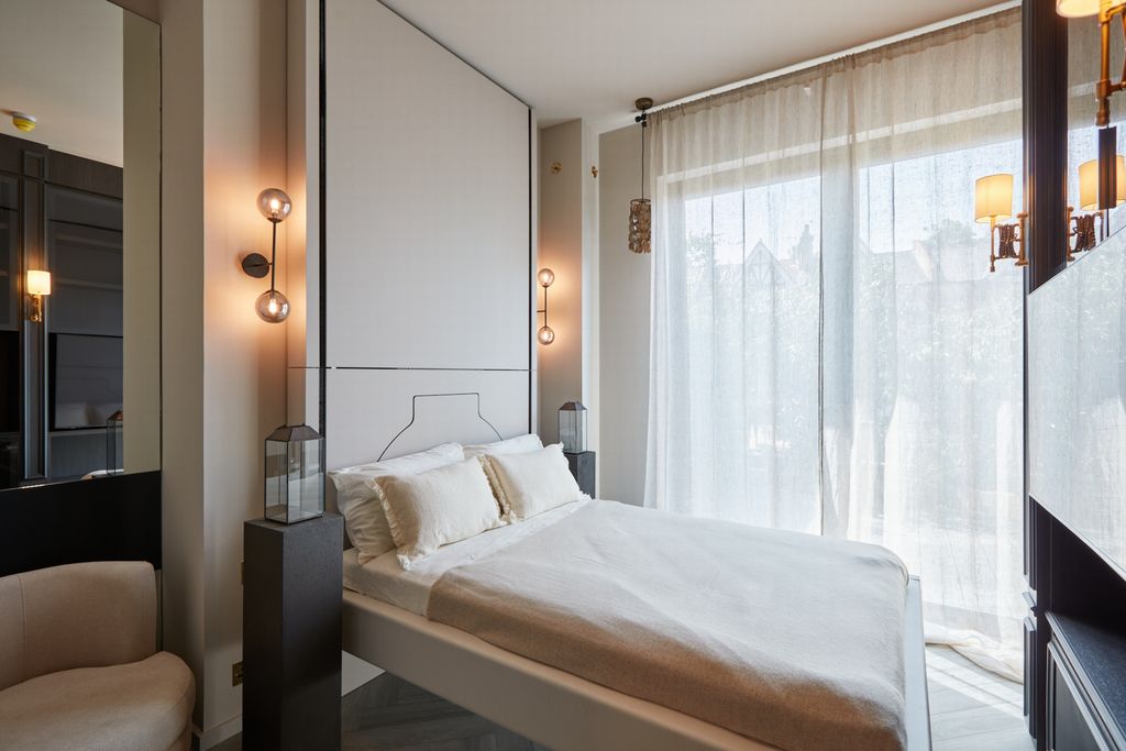 Property photo 1 of 15 Photo 5