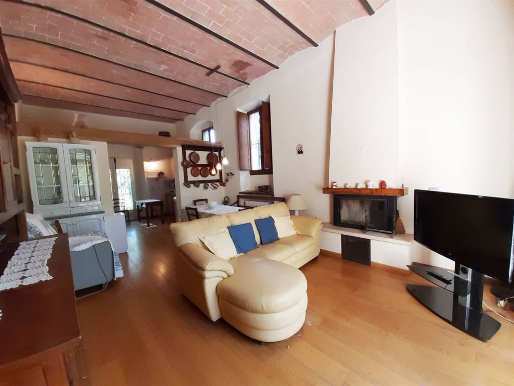 Property photo 3 of 30