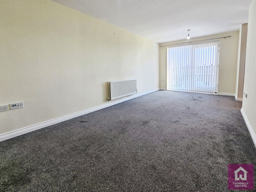 Property photo 2 of 14 Pbox-Img.Jpg