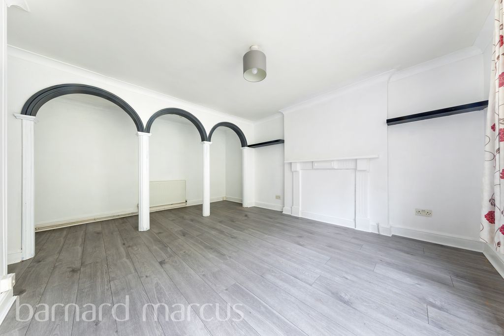 Property photo 1 of 8 Image