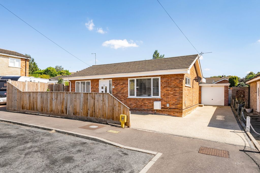 Property photo 1 of 16