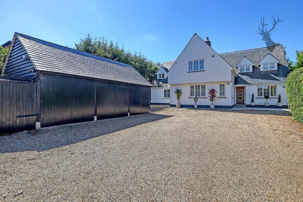 Property photo 1 of 35