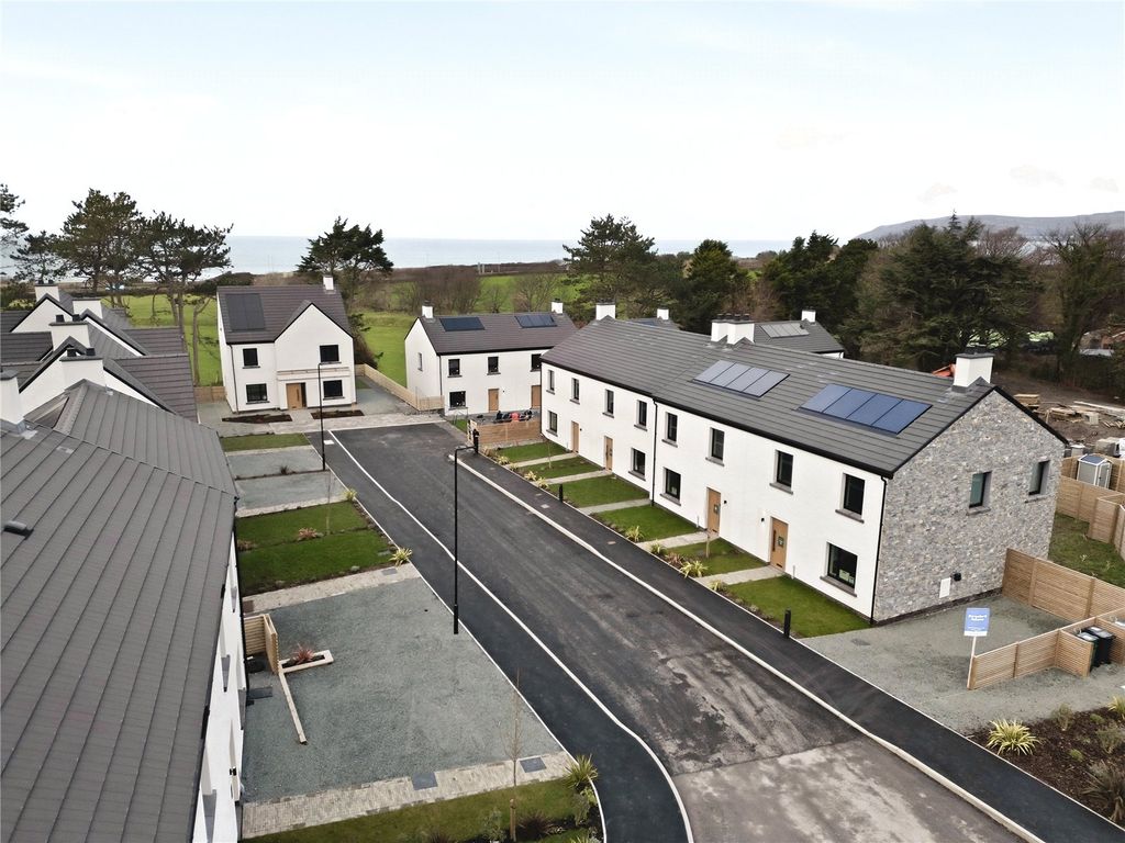 Property photo 2 of 14 Site