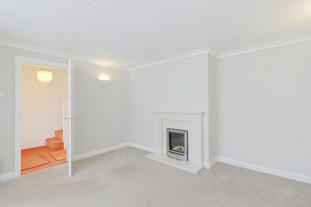 Property photo 3 of 19 Image 3