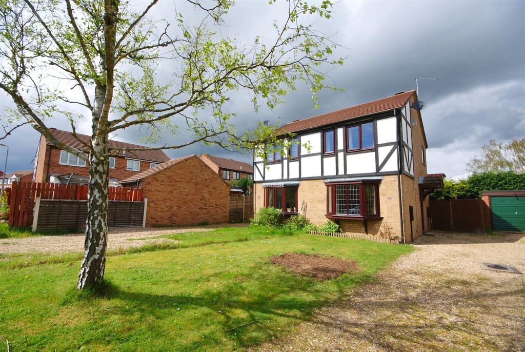 Property photo 1 of 9