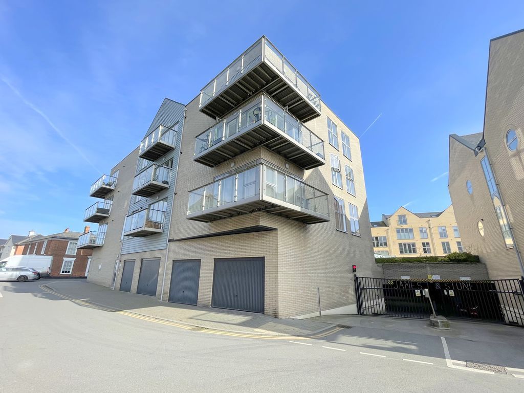 Property photo 1 of 20 James House