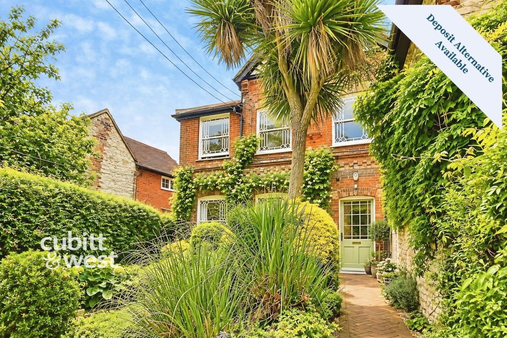 Property photo 1 of 9 25A05A72-6C2Ea6Af...