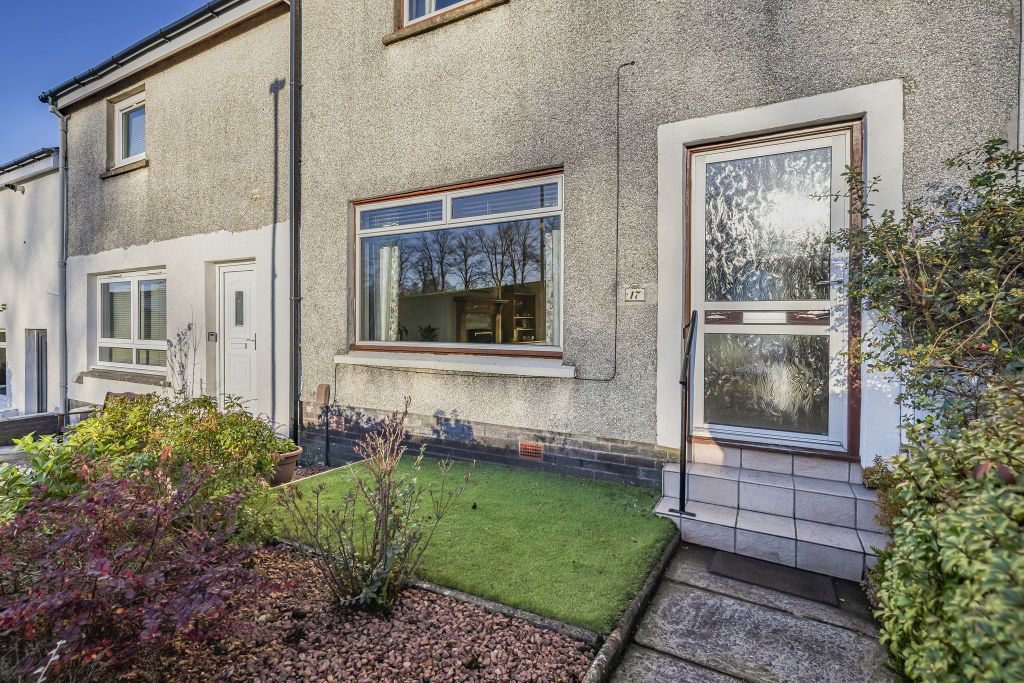 Property photo 2 of 31