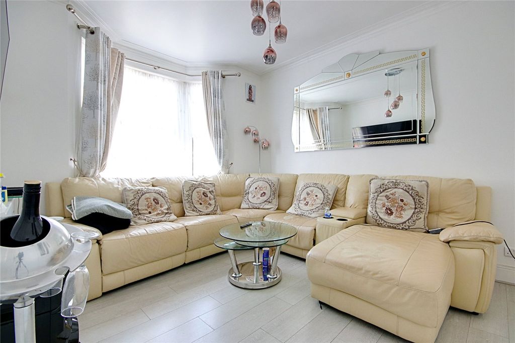 Property photo 3 of 14 Picture No. 04