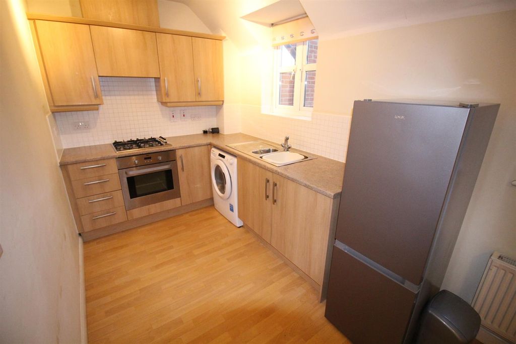 Property photo 2 of 5 Kitchen.Jpg