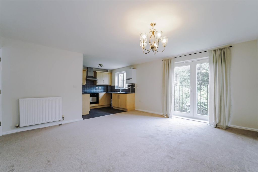 Property photo 3 of 14 3.Jpg