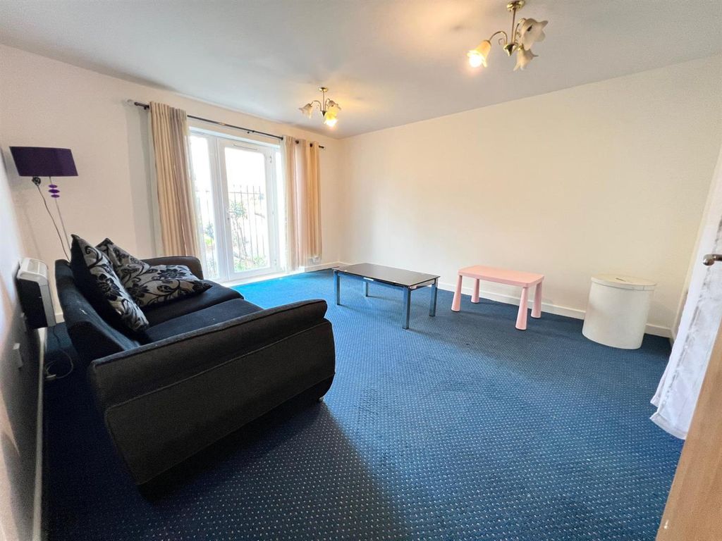 Property photo 2 of 6 02.Jpg