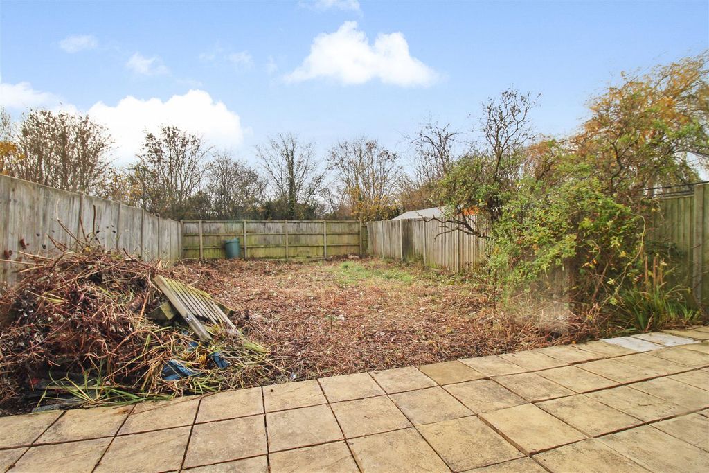 Property photo 3 of 9 Garden Edited.Jpg