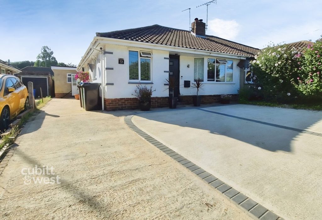 Property photo 1 of 8 77Dbccb1-6