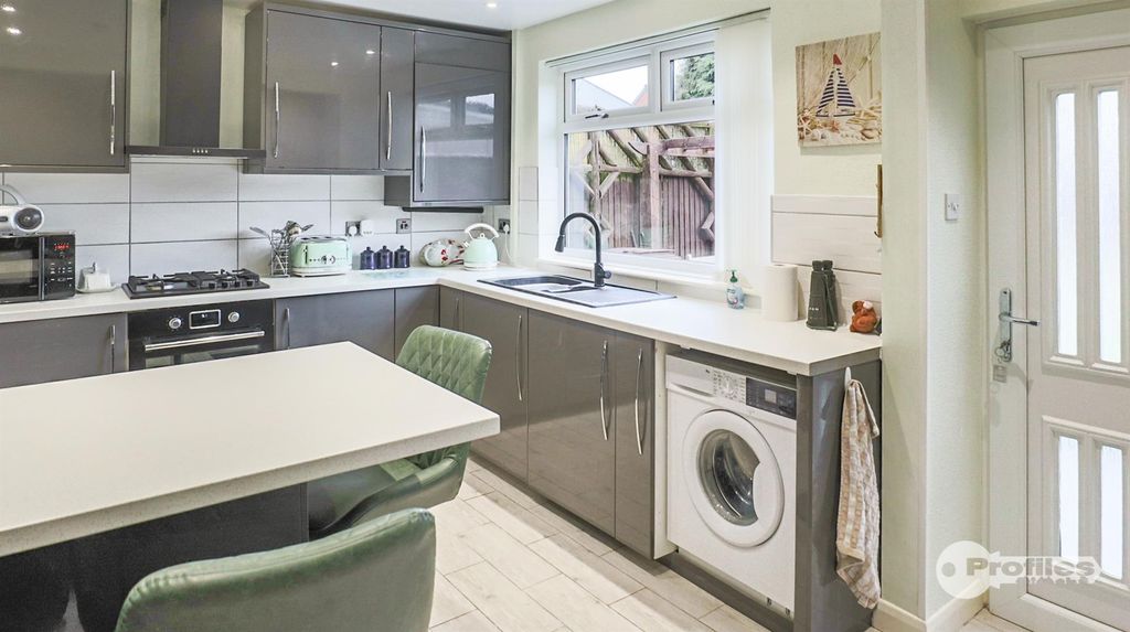 Property photo 3 of 18 Img_9595.Jpg