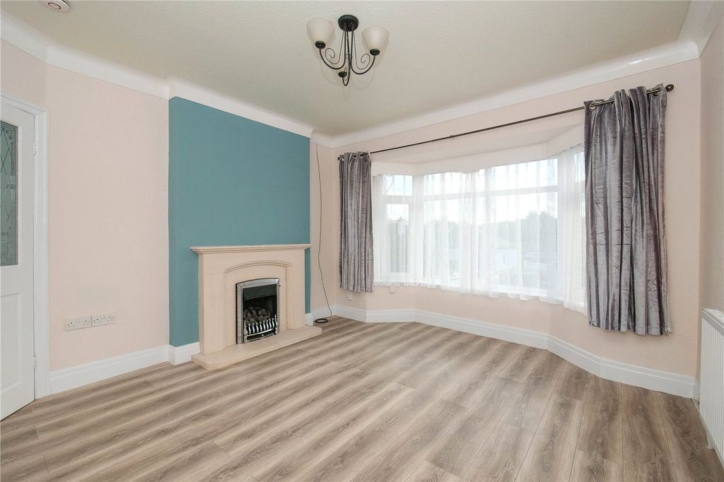 Property photo 2 of 7 Picture No. 01