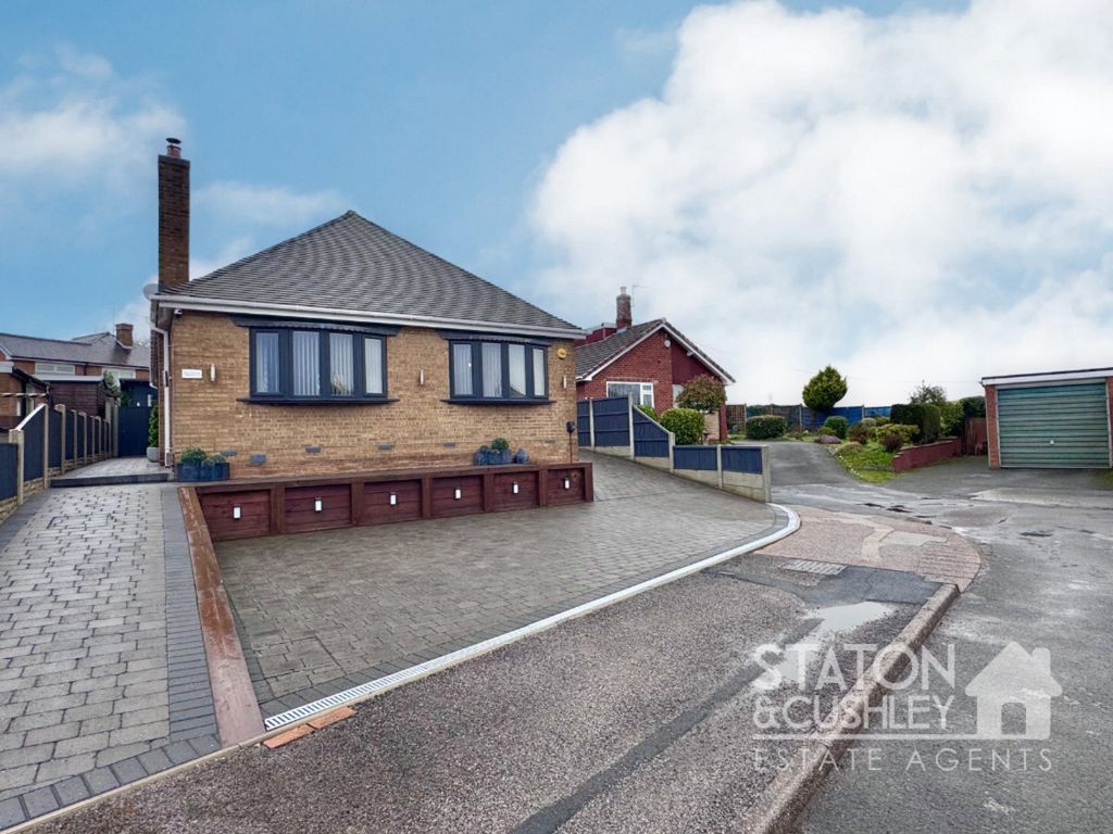 Property photo 2 of 32