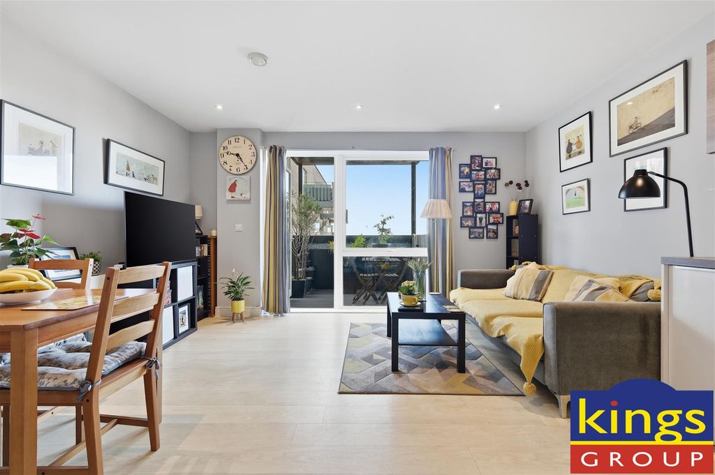 Property photo 2 of 15 Img_9692.Jpg