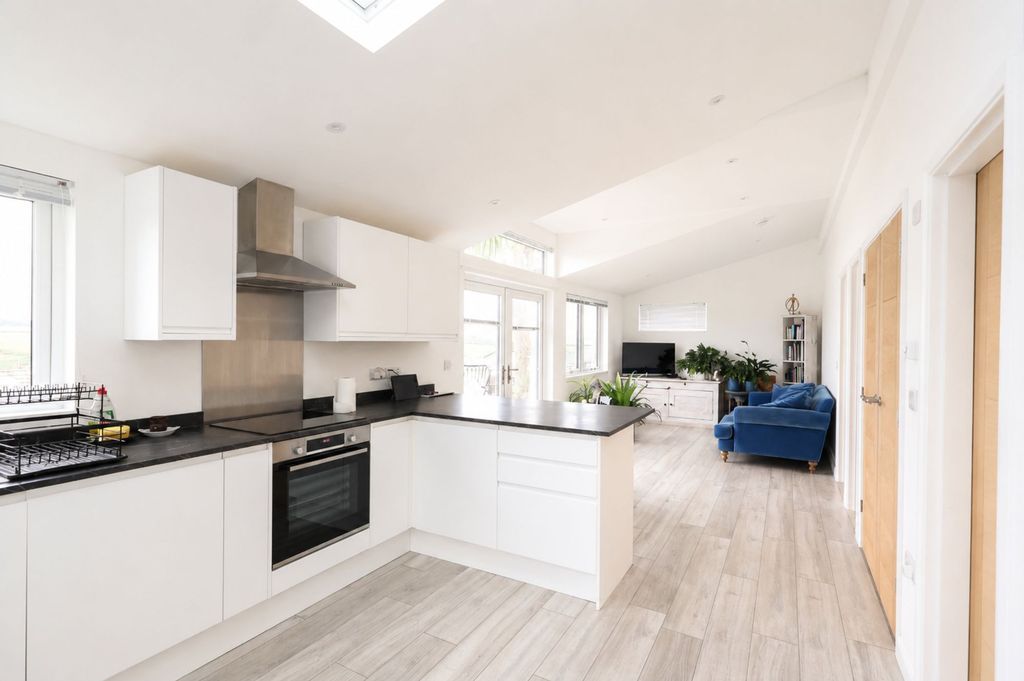 Property photo 2 of 18 Open Plan Kitchen/Diner/Lounge