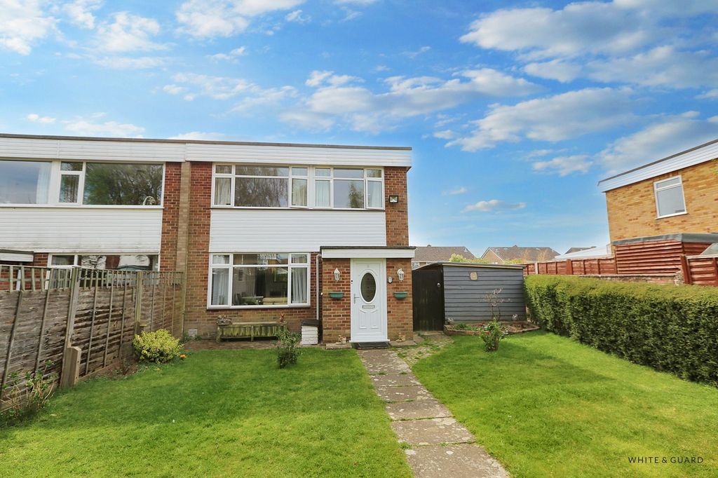 Property photo 1 of 11