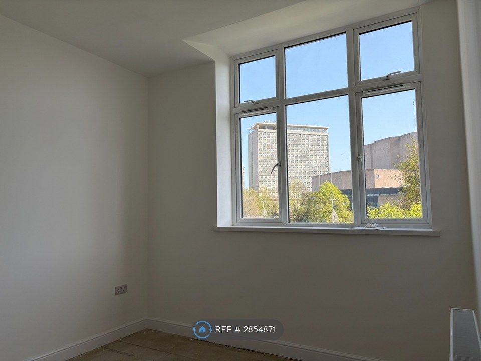 Property photo 3 of 3