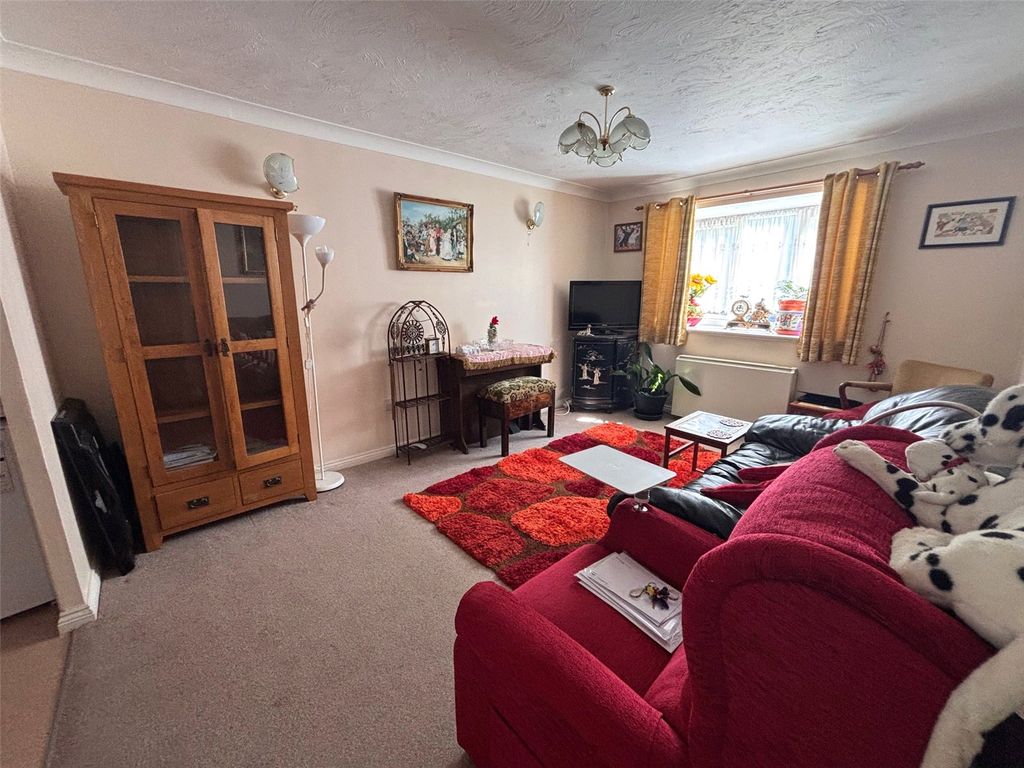 Property photo 2 of 10 Reception Room