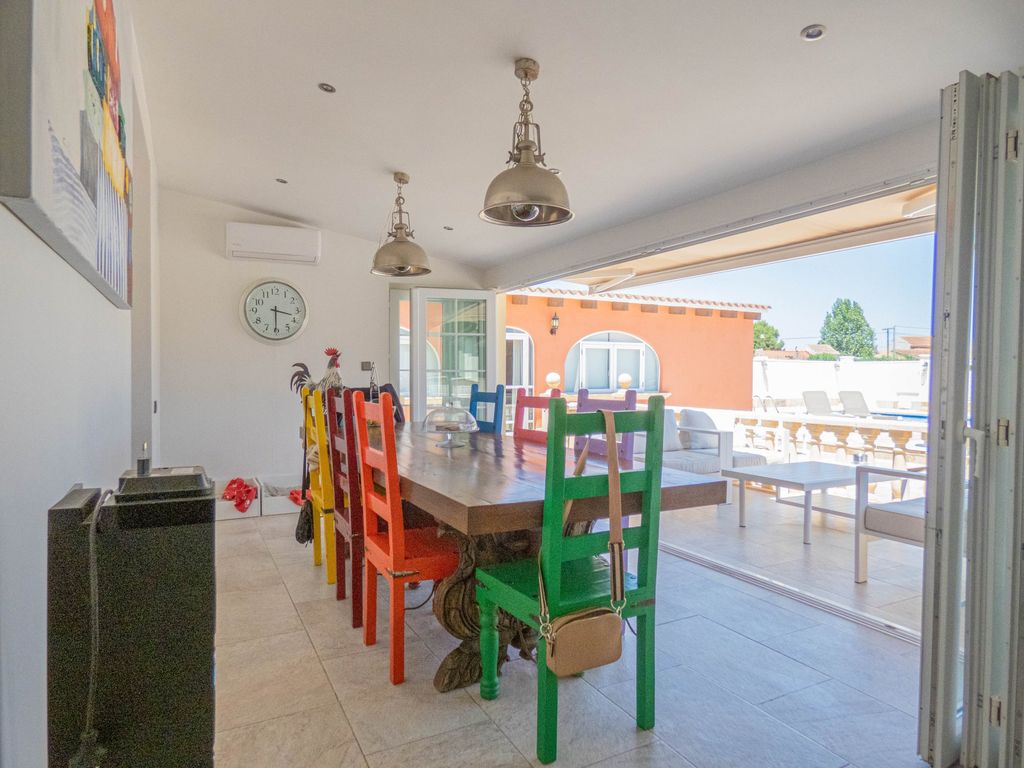 Property photo 3 of 50